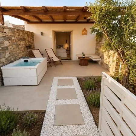 Anastasia's Luxury With Jacuzzi Prázdninový dům Angairiá